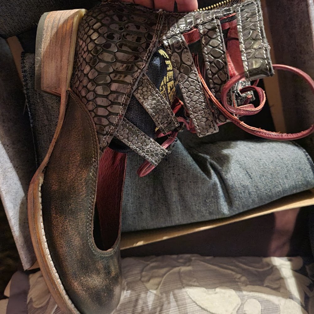 Freebird Sandals Brand New